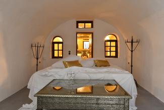 Ducato Hotels Santorini