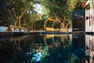 Deluxe Suite with Indoor Plunge Pool and Caldera View